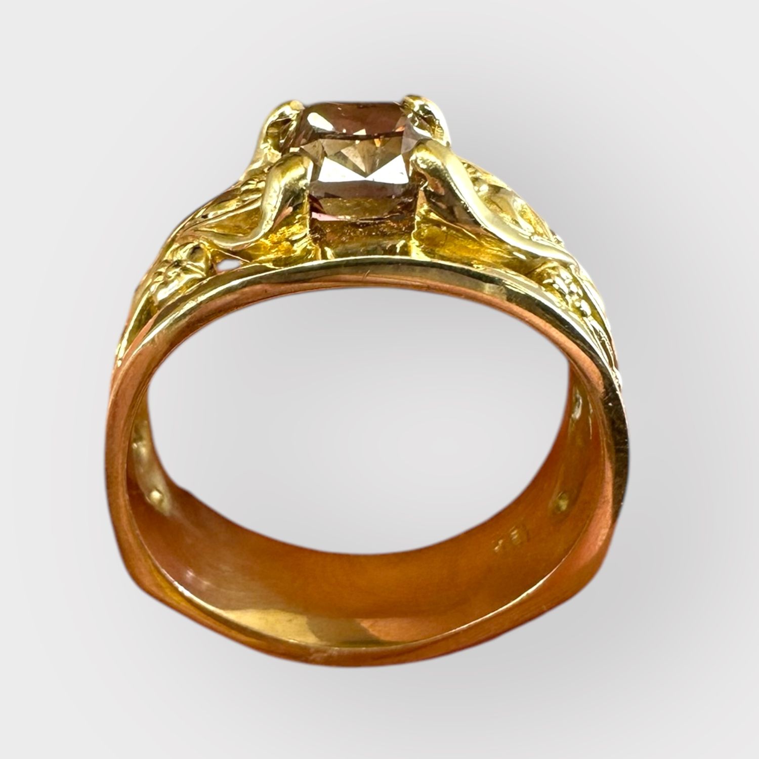 Cognac Diamond 4-Prong Ring – 18K Yellow Gold Filigree Band, Size 9 1/2