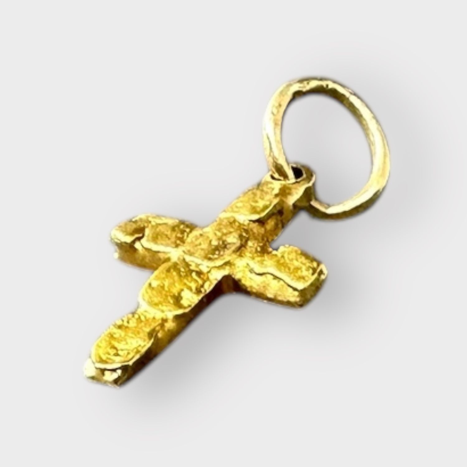 18k yellow Gold Nugget Cross Pendant/Charm