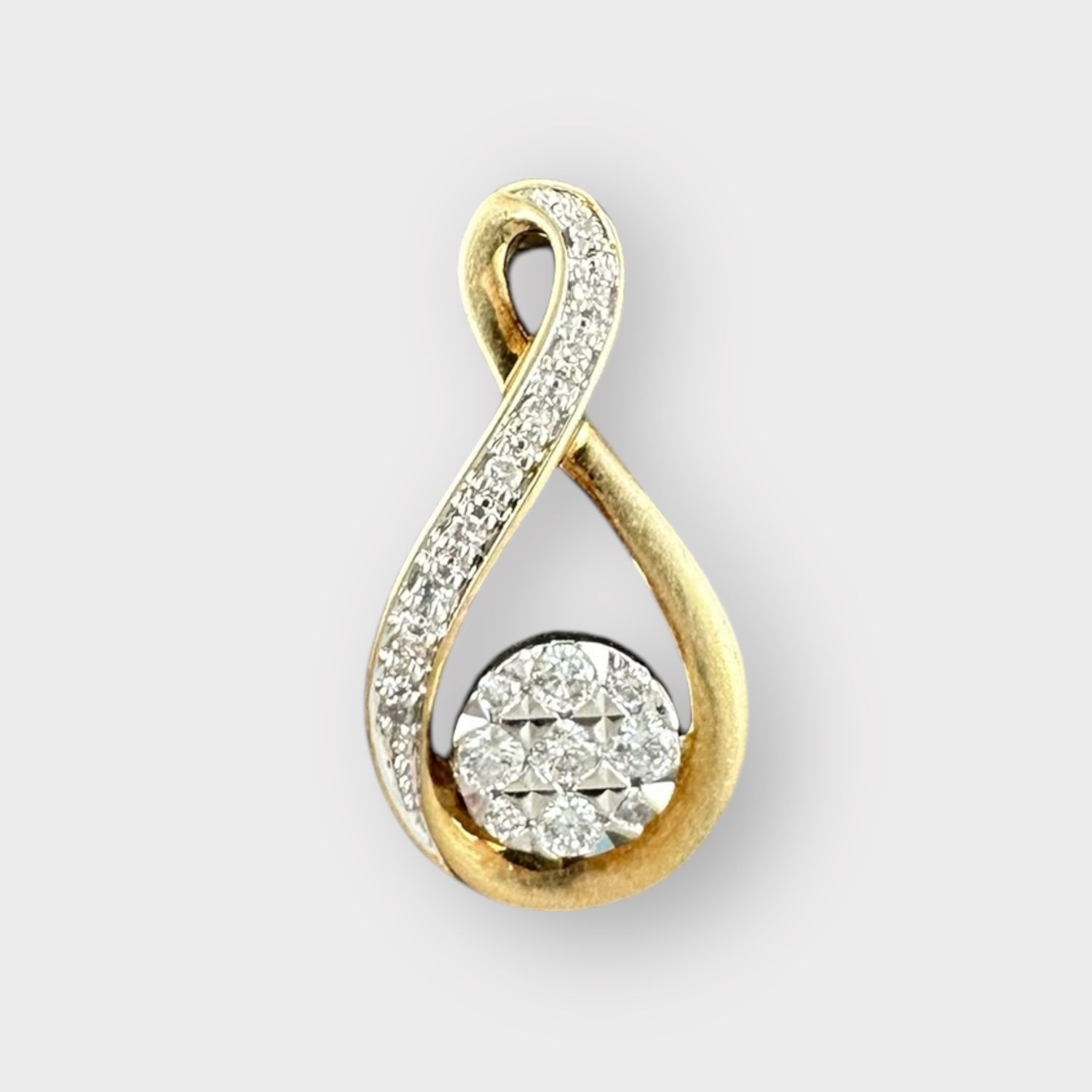 10k Yellow Gold Pave Diamond Swirl Pendant – Elegant &amp; Sparkling