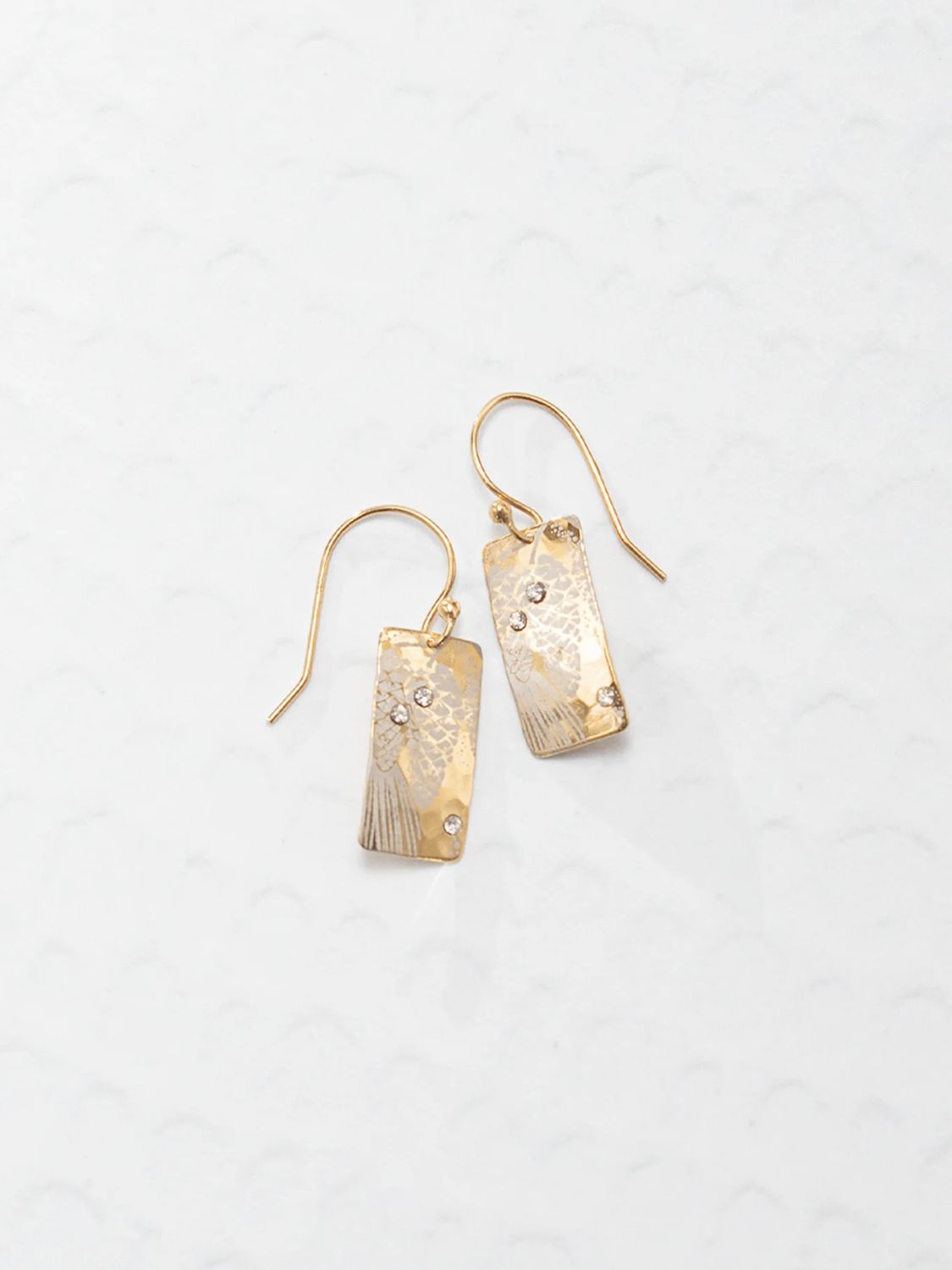 Radiant Petra Earrings Gold
