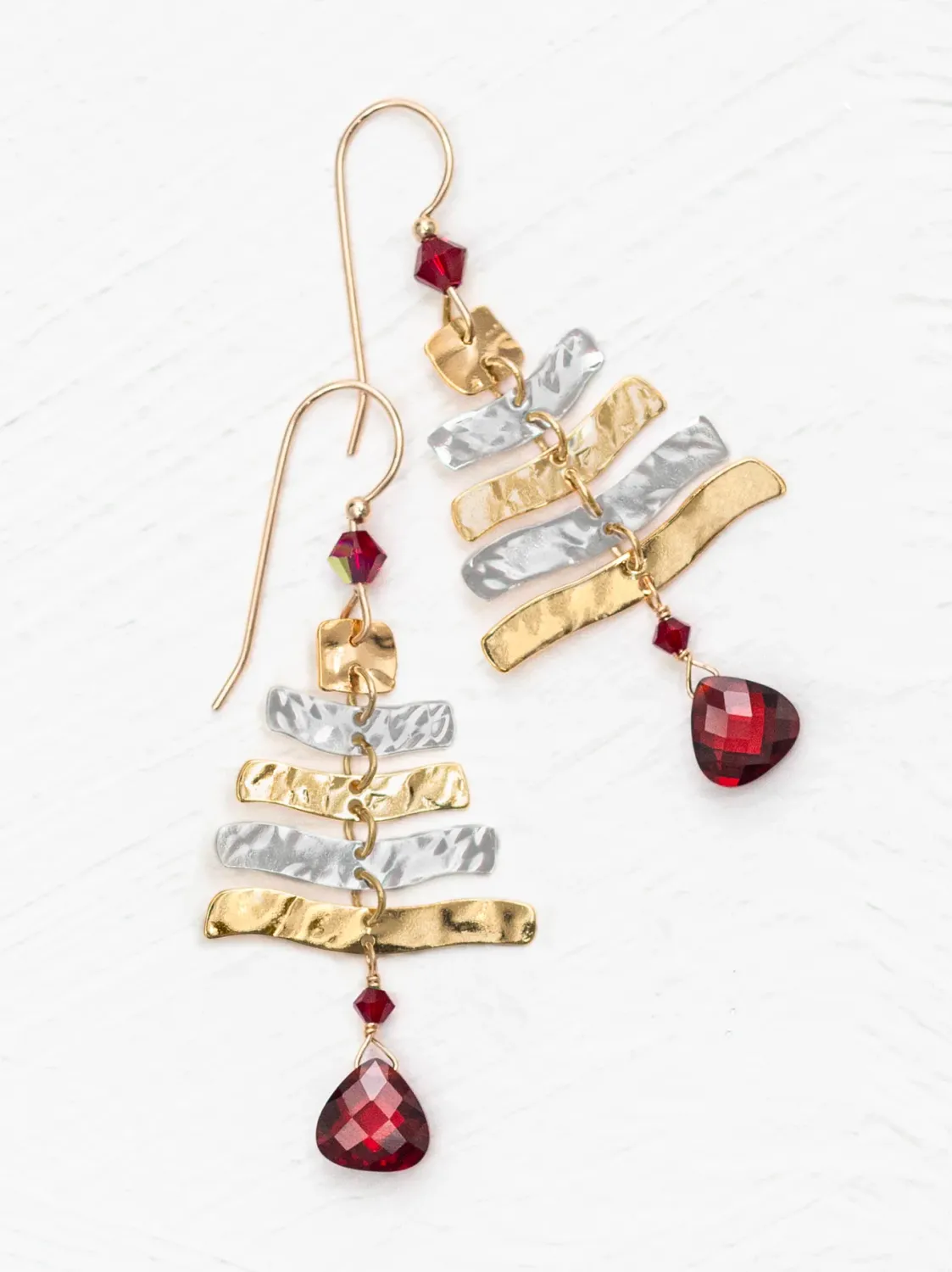 Holly Yashi Gold Astra Sparkle Earring Scarlet