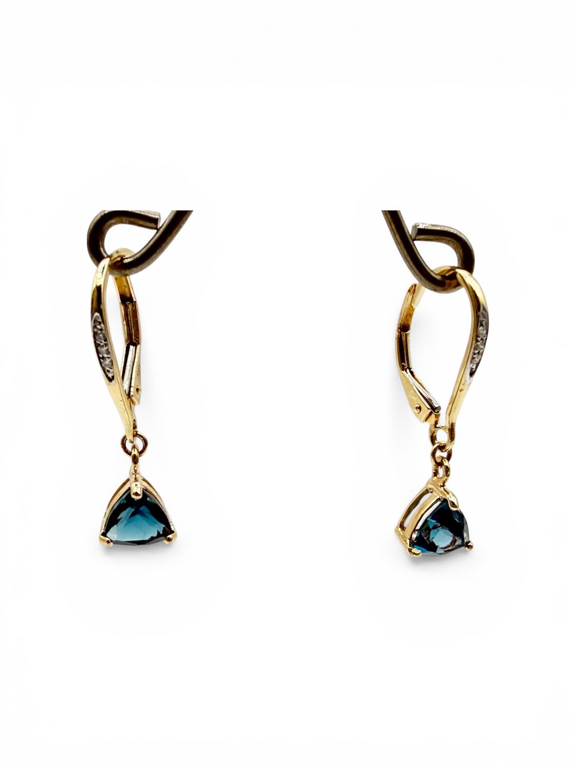 Standout Design 14k London Blue Topaz Lever back Earrings