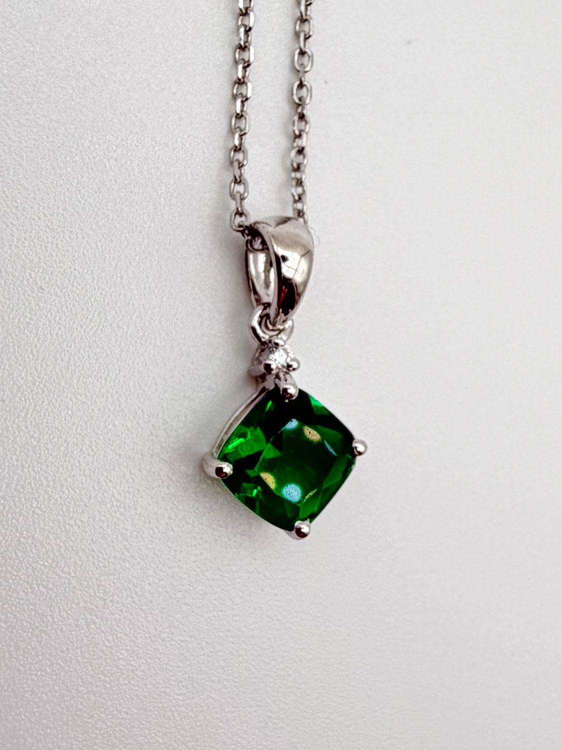 SS 6mm Square Emerald Pendant Necklace