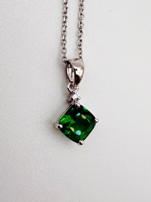 SS 6mm Square Emerald Pendant Necklace