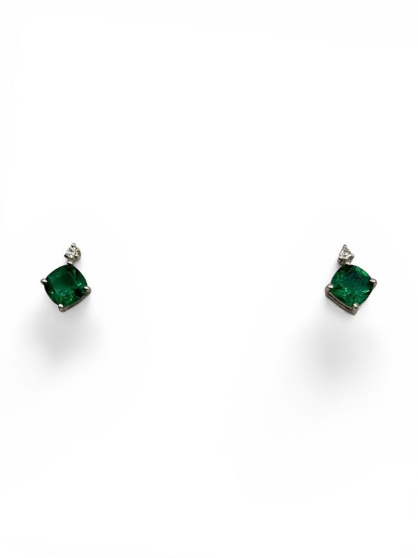 Sterling Silver 1.0 Carat Emerald Square Posts