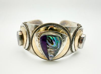 Signed Tabra Tunoa Vintage SS Abalone &amp; Amethyst Cuff