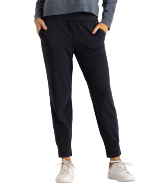 W Highmile Jogger, Color: Black Sand, Size: L
