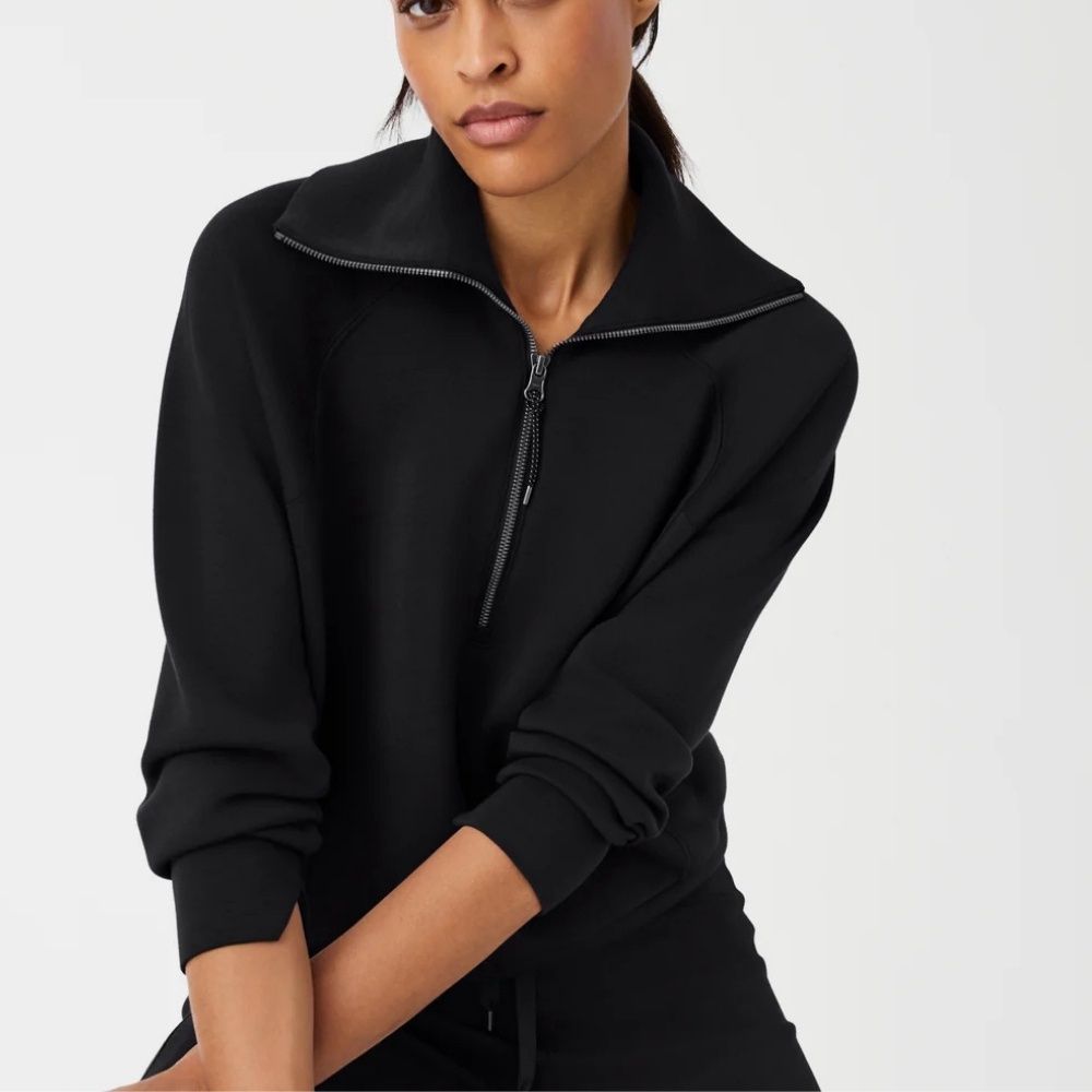 AIRESSENTIALS HALF ZIP, Color: VERY BLACK, Size: L