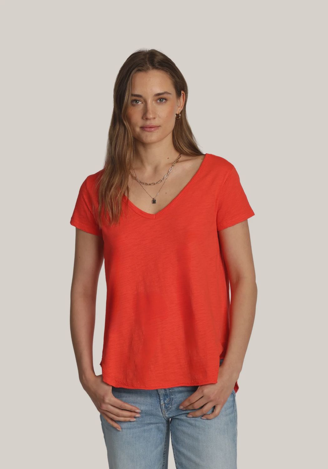 DEEP V-SHIRT TAIL TANK, Color: RED, Size: XS