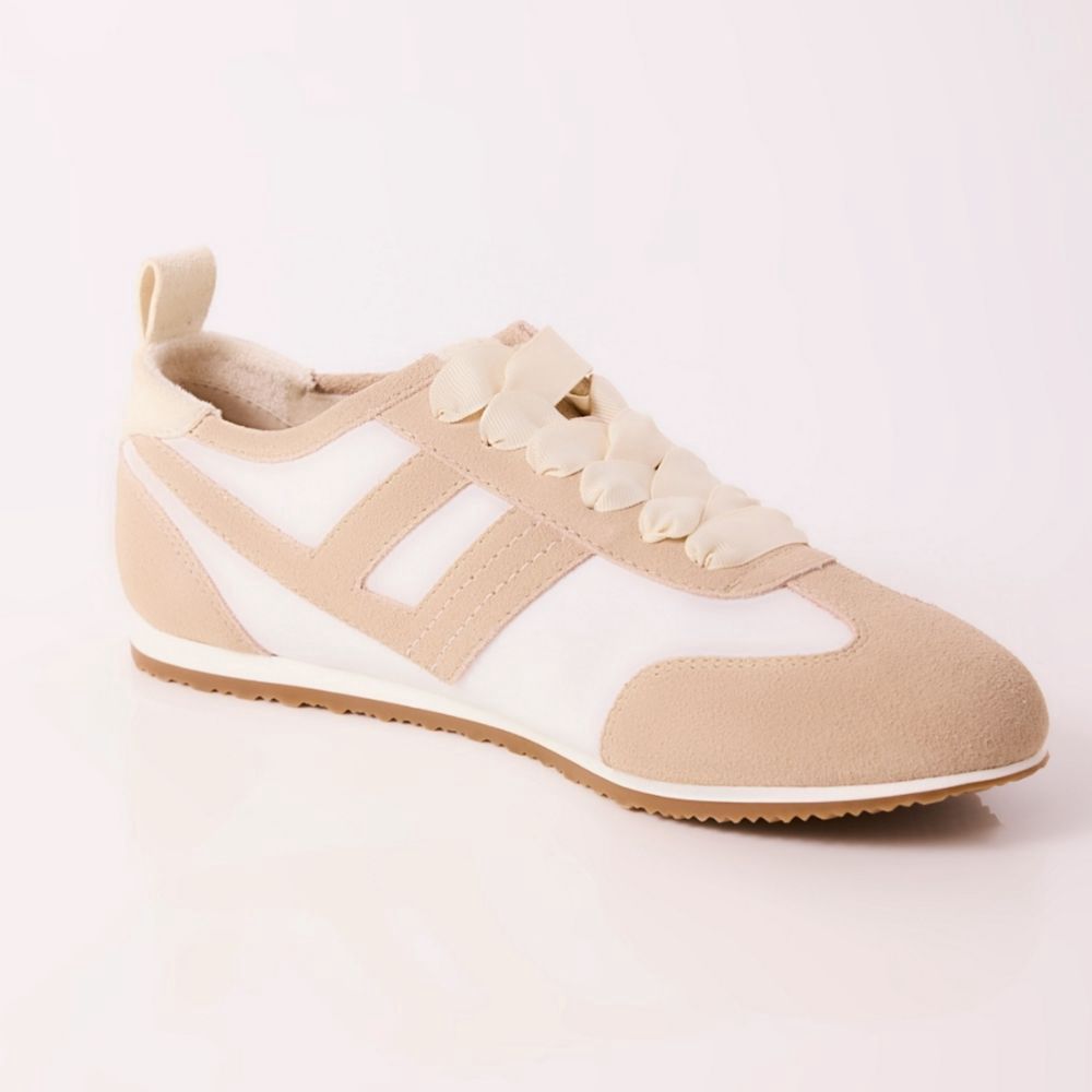 ACES TENNIS SHOE, Color: CHALK / DESERT SAND, Size: 6