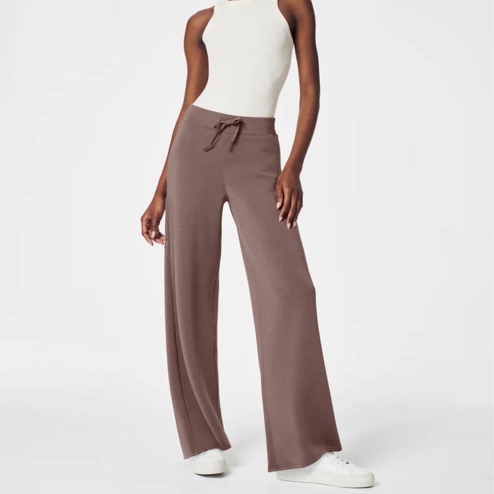 AIR ESSENTIALS WIDE LEG PANT, Color: SMOKE, Size: XS