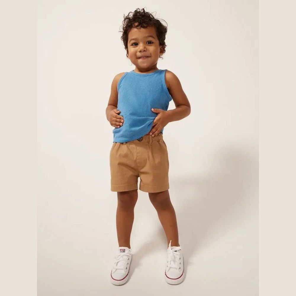T ORIGINAL SHORT, Color: THE TINY STAPLES | DARK KHAKI, Size: 2T