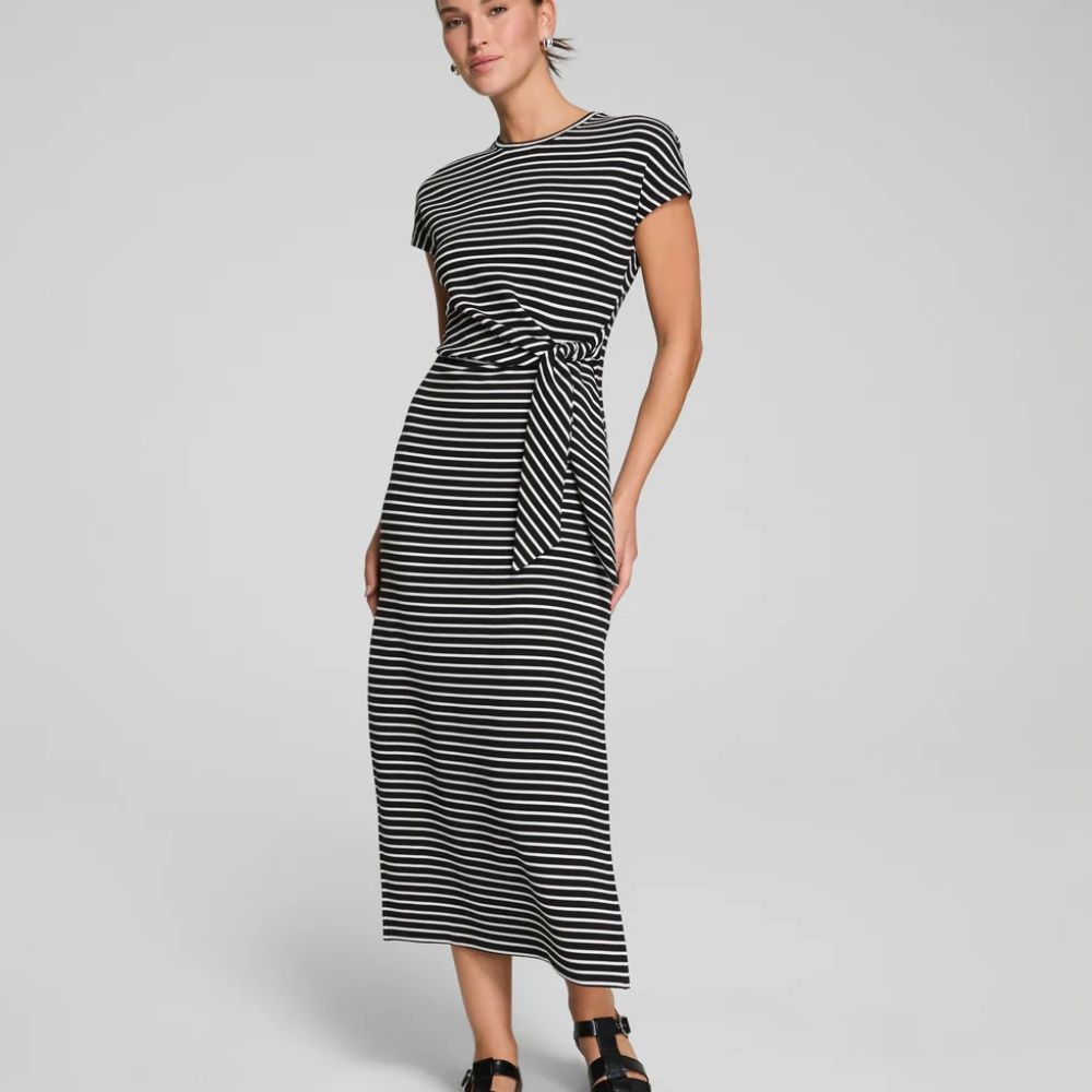 AIRESSENTIALS TIE WAIST MAXI DRESS, Color: VERY BLACK STRIPE, Size: X SMALL