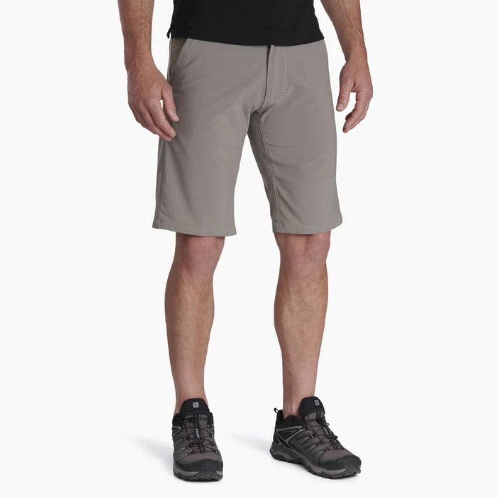M'S SHIFT AMPHIBIA SHORT, Color: CEMENT, Size: 28