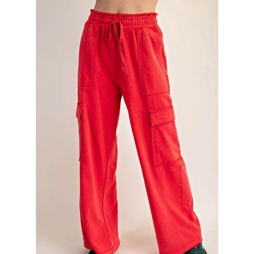 SNOW WASHED CARGO SWEATPANTS, Color: RED, Size: SMALL, Style: PH12837