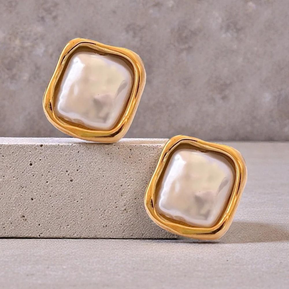 OCEANS APART STUDS, Color: GOLD