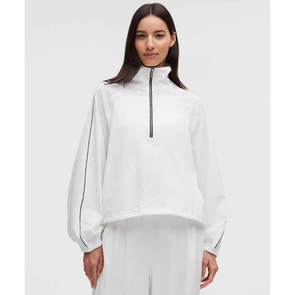 SEERSUCKER  WOVENAIR FUNNEL NECK HALF ZIP, Color: WHITE, Size: X SMALL, Style: LW3KHES