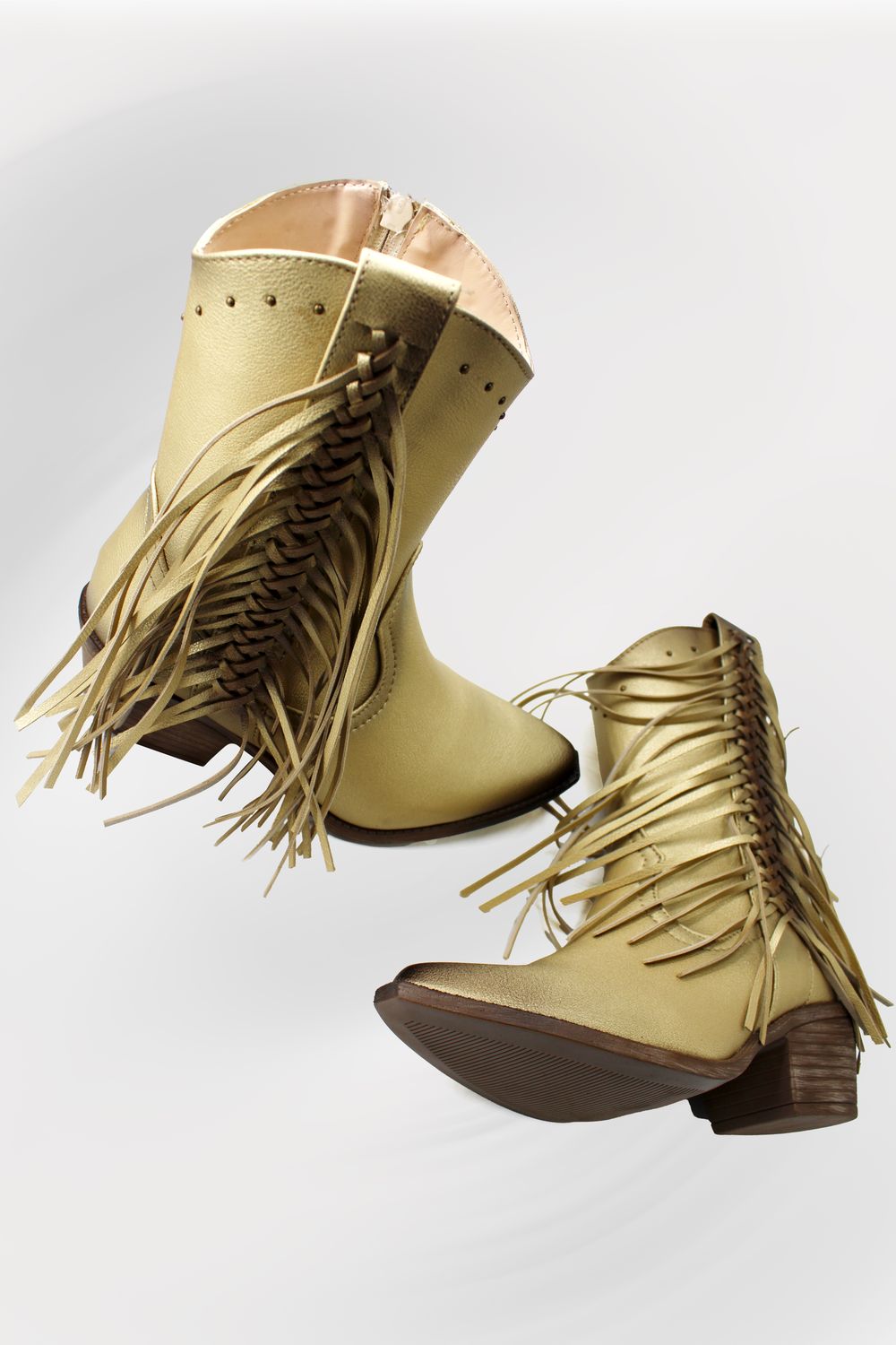 Bota Maquech Niza Oro.