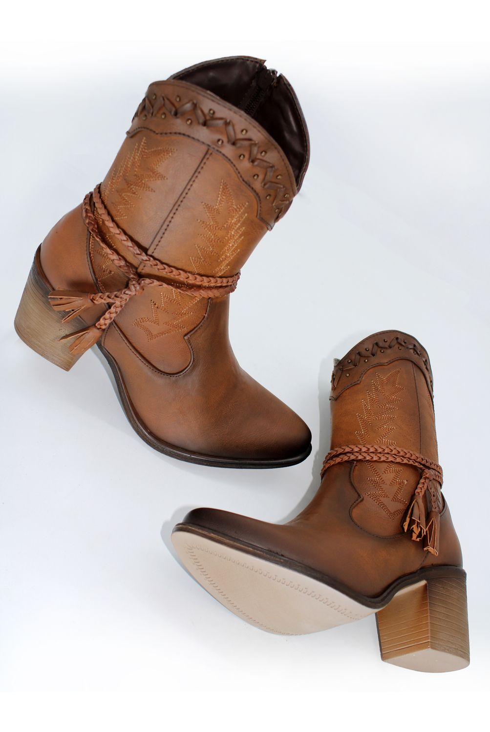 Bota Maquech Aquila Camel.