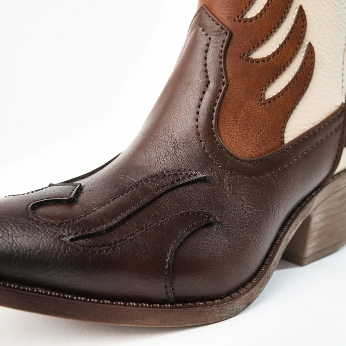 Bota Maquech Multicolor Aquila Moka
