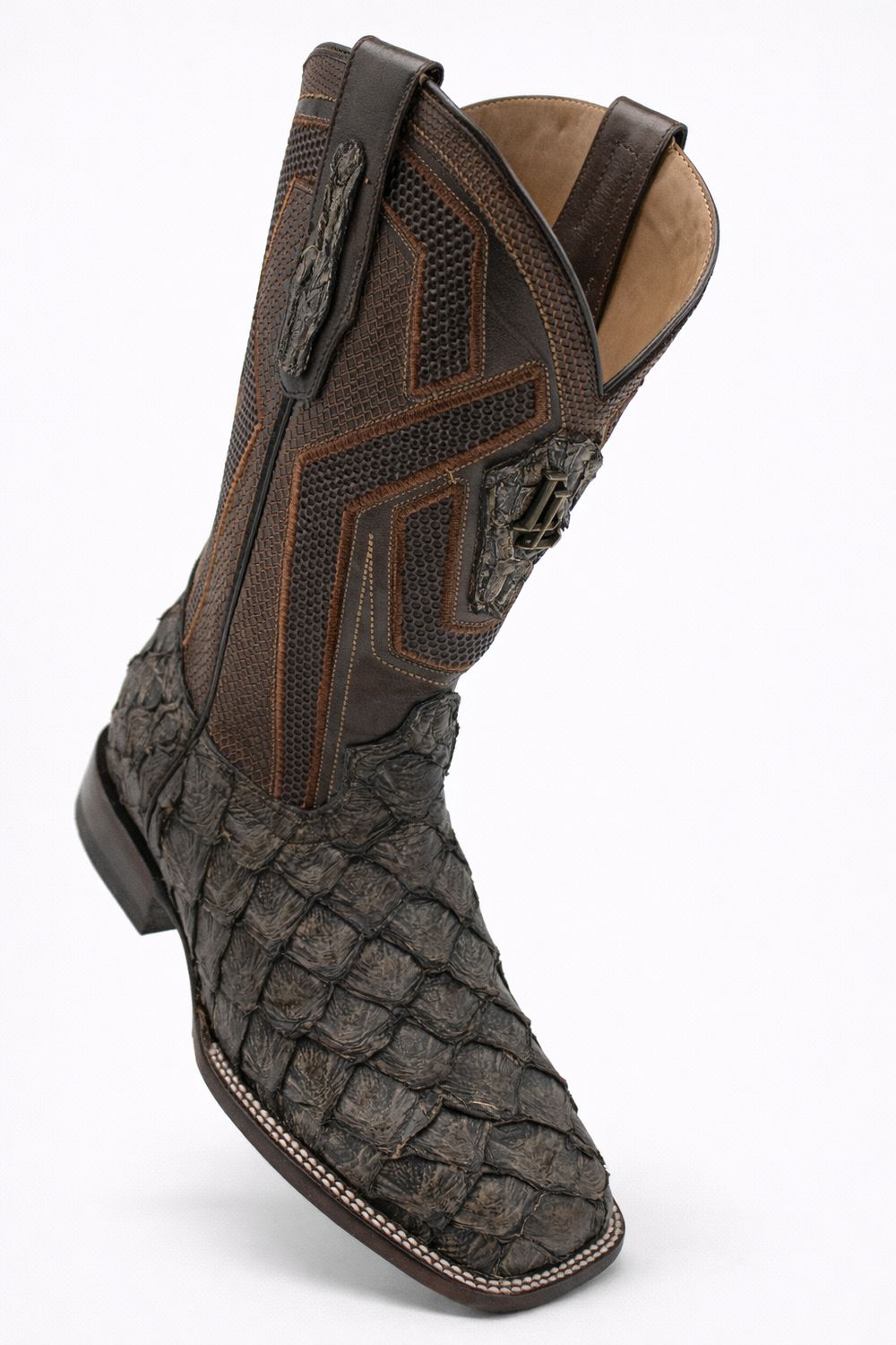 Bota Urus Pirarucú Arena