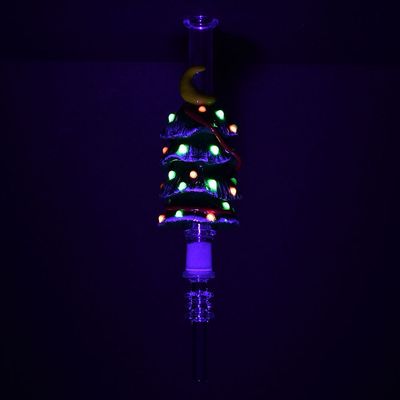 Xmas Tree Glowing 7" vapor vessel