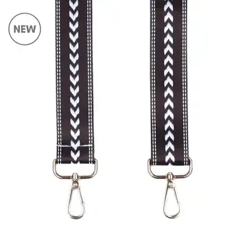 Pom Pom Strap Black Arrow