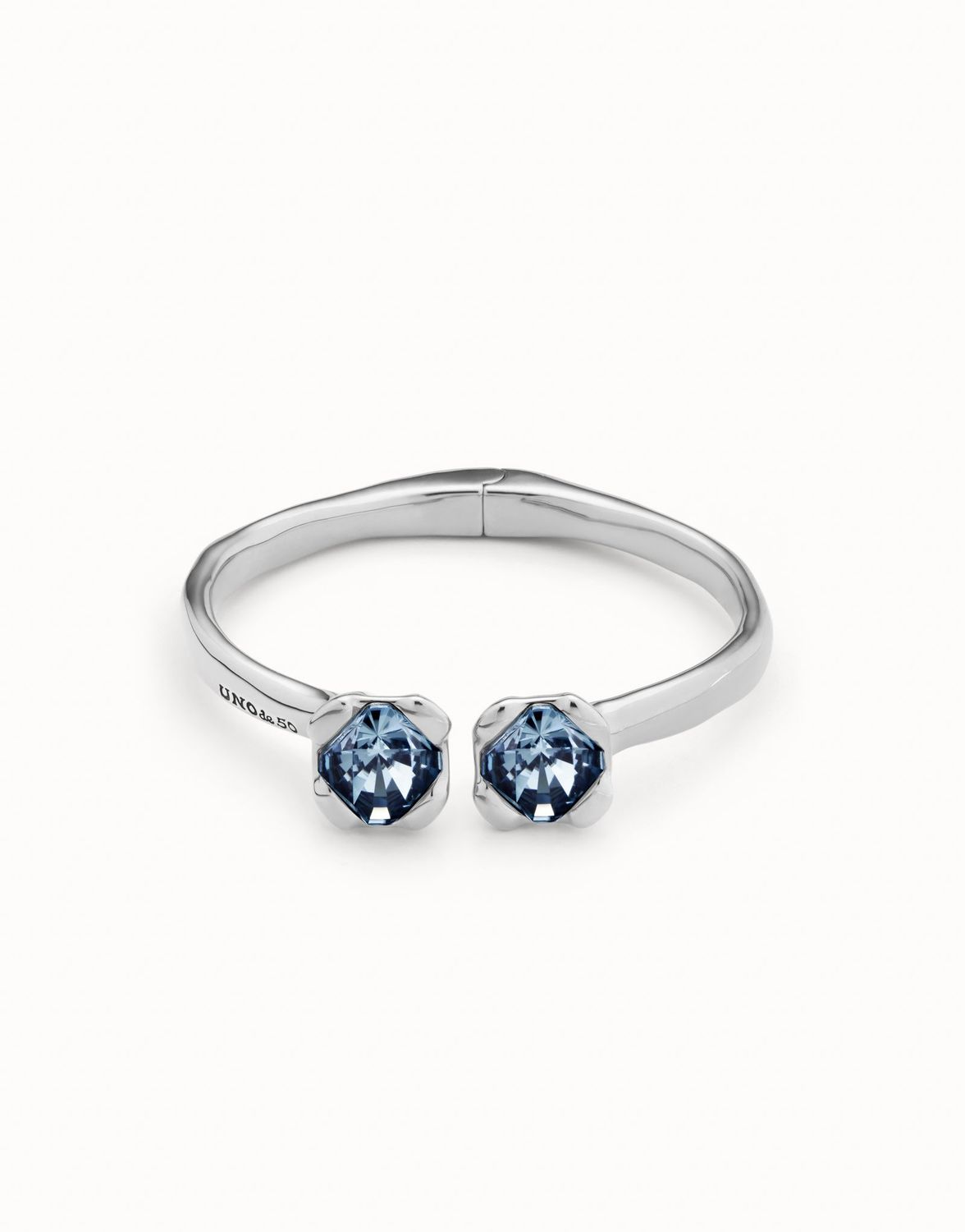 Aura Blue Silver Bracelet Size Medium