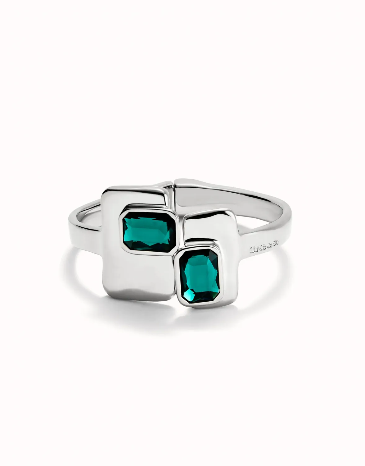 Ser Magnetica Silver Duel Geometric Rectangles w/Green Stone Hinged Bracelet Medium