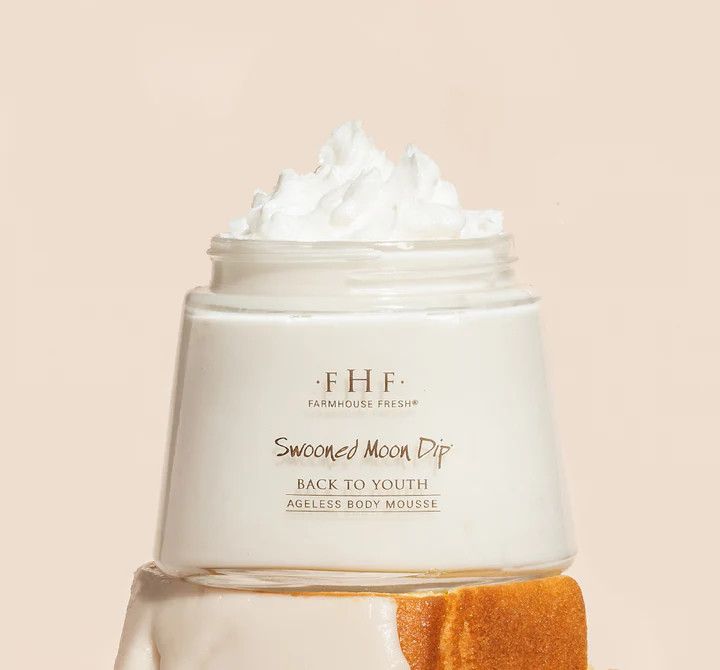 Swooned Moon Dip Back to Youth Ageless Body Mousse 8 oz