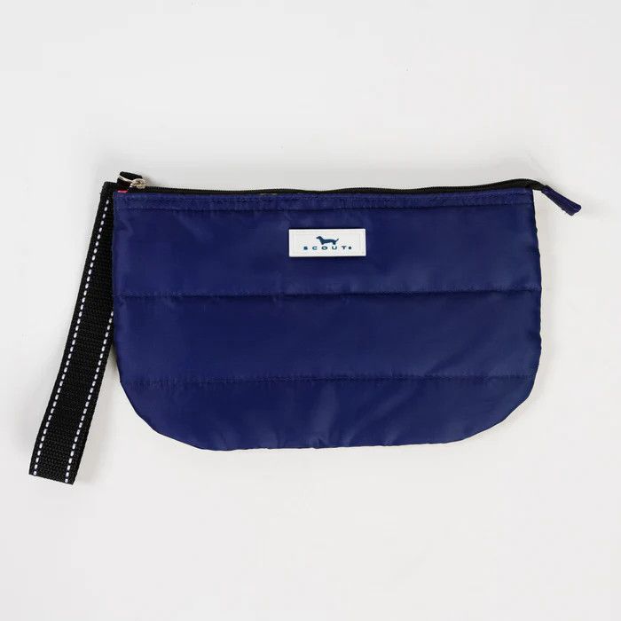 Roamy Wristlet Navy Puffer
