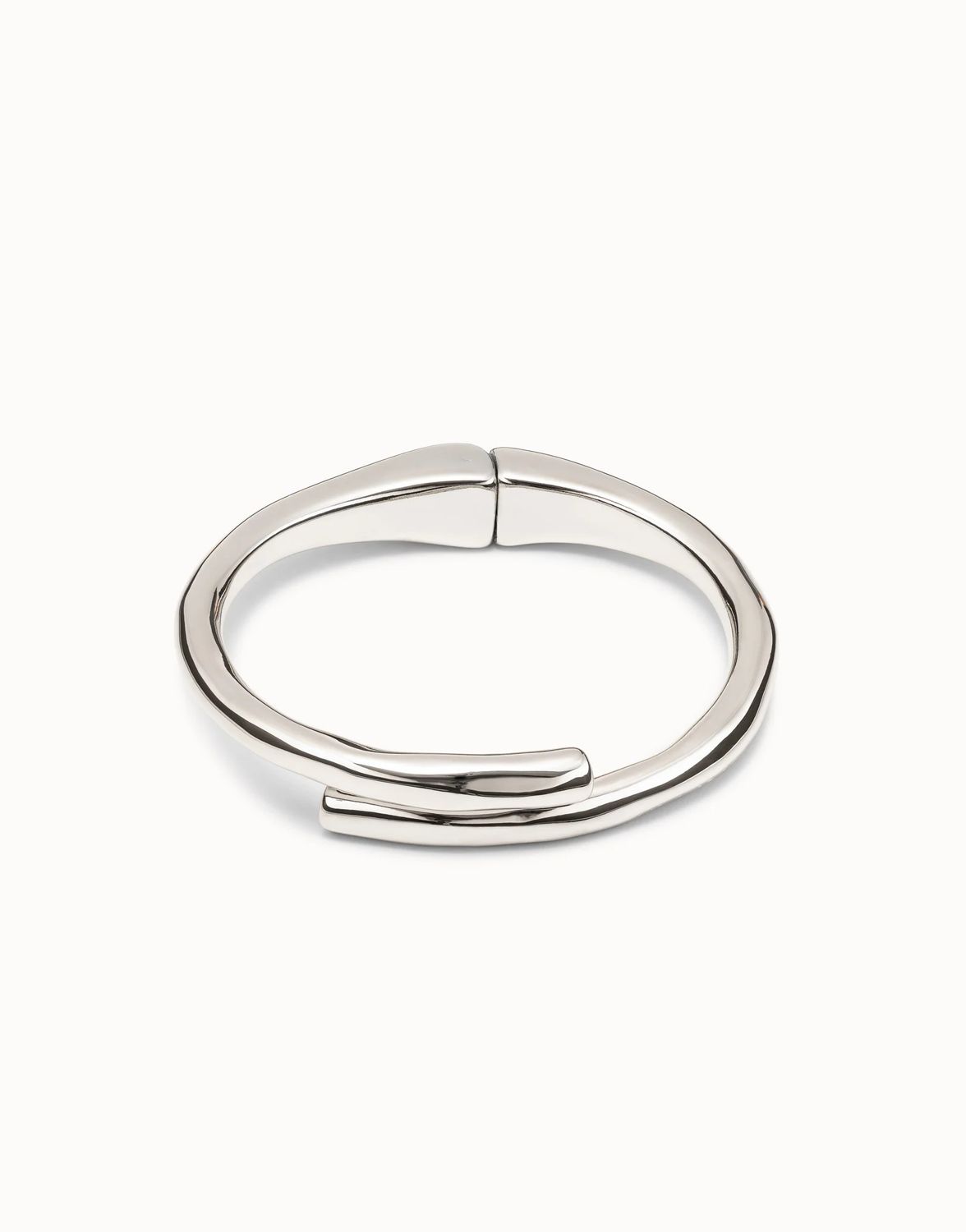Meeting Point Tubular Shaped Bangle Bracelet