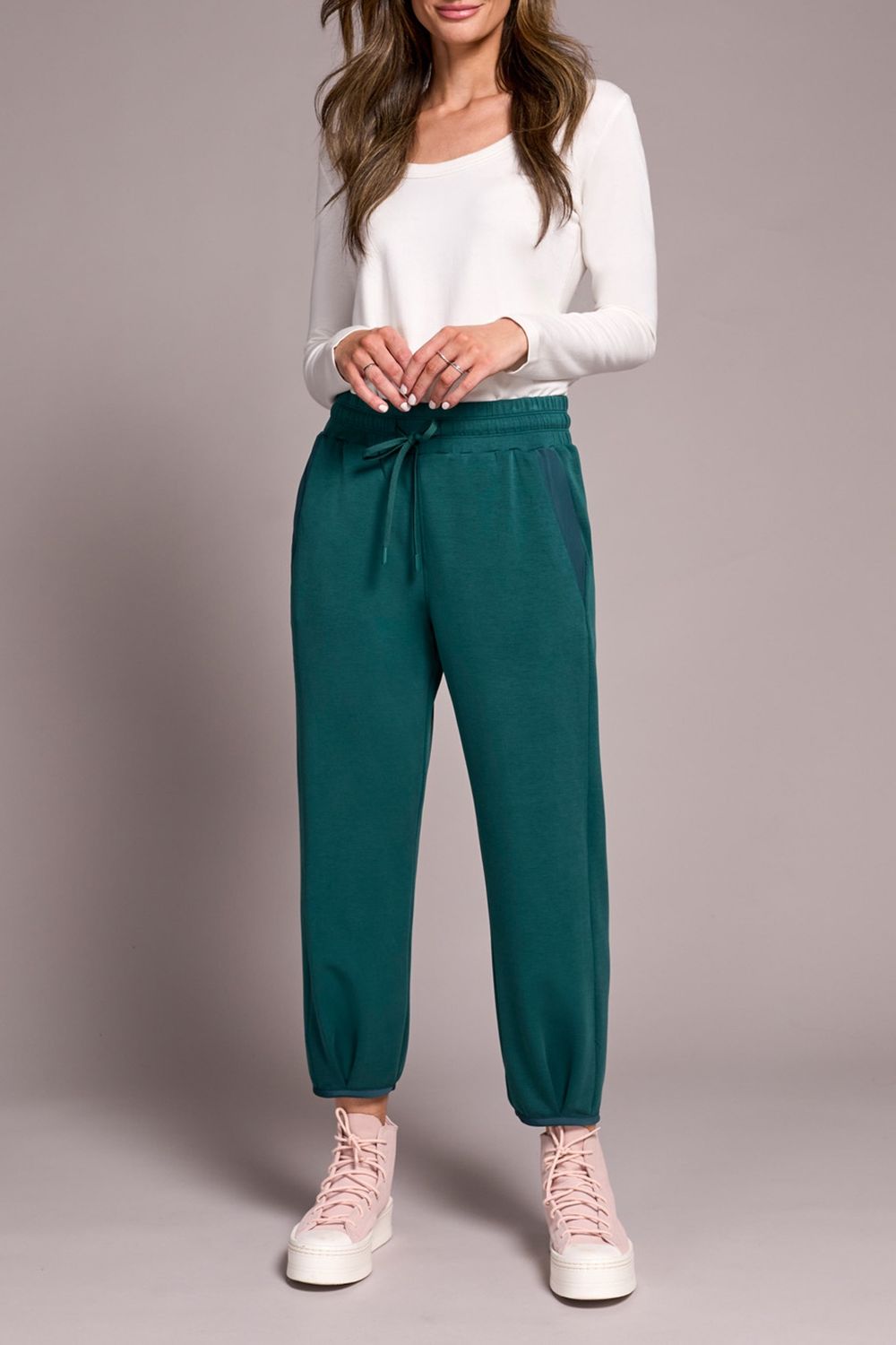 Jogger w Hem Pleats