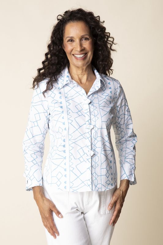 Perfect Travel Shirt w Tab Buttons