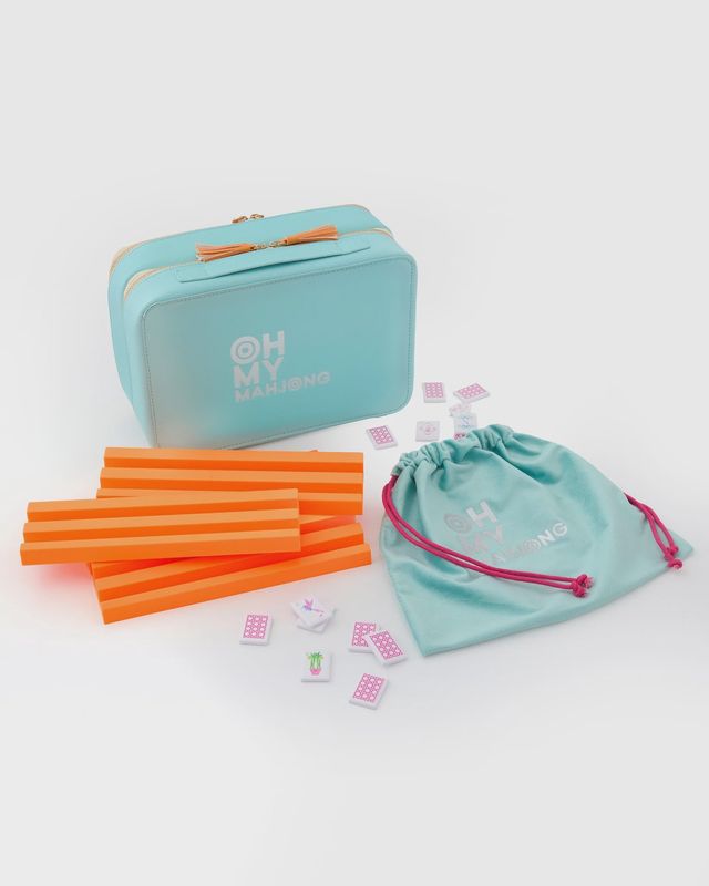 Poppy Debutante Tile Set