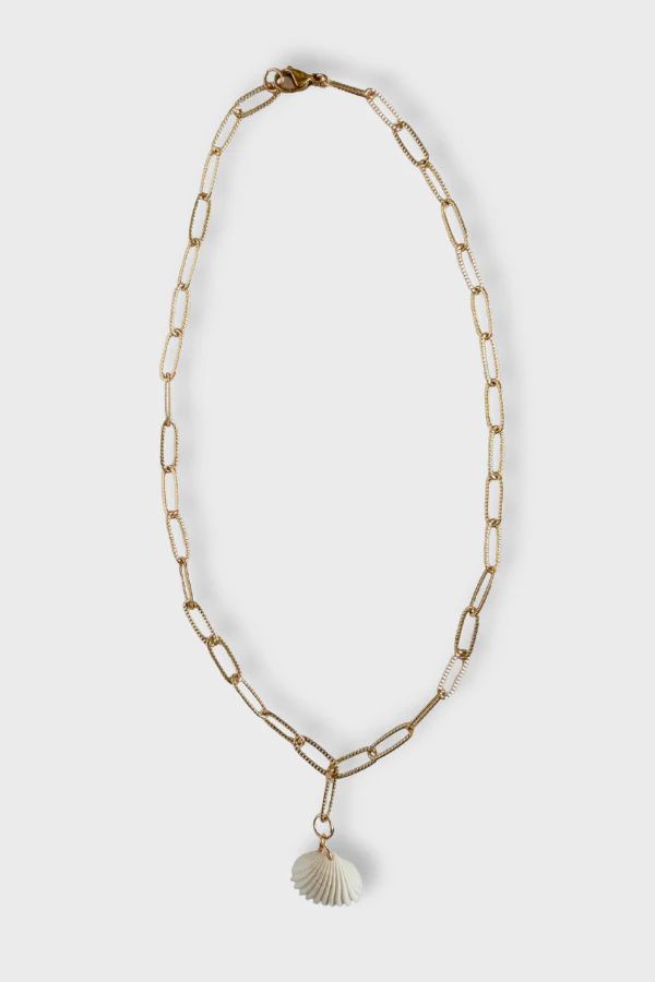 Capri Shell Necklace