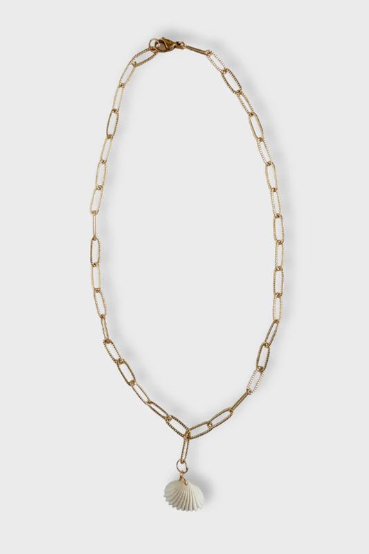 Capri Shell Necklace