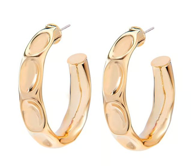 Aella Hoops