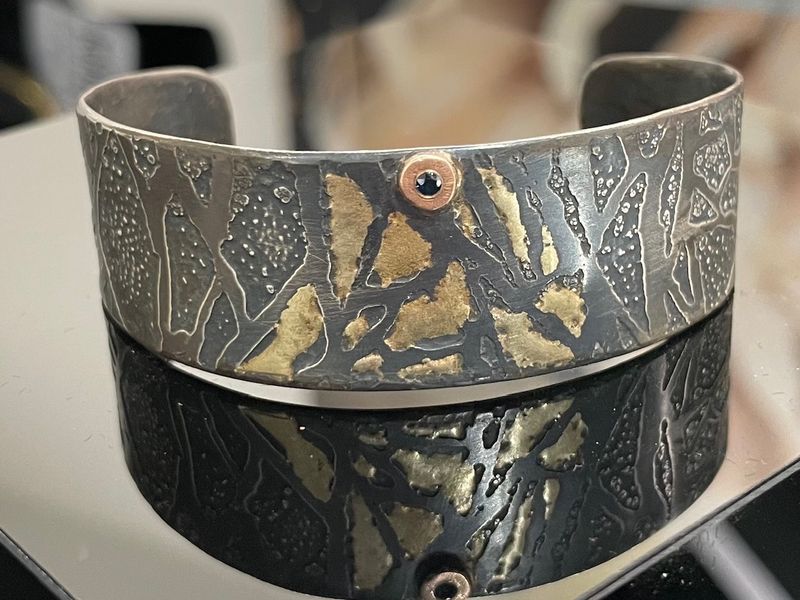 Vitrail- Cuff Bracelet, SS, 18K gold, 14K gold, blue sapphire