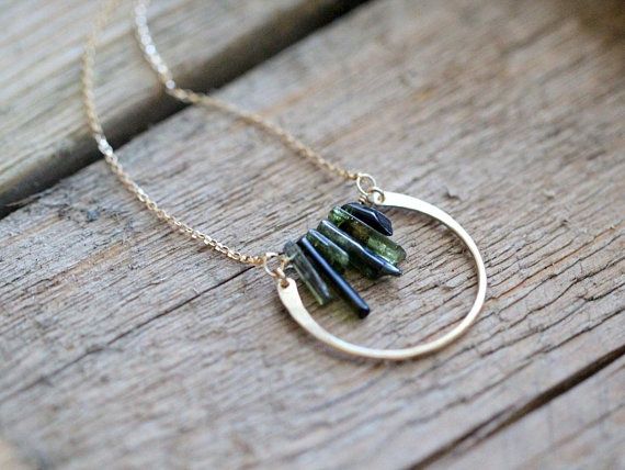 Bar Graph Necklace- Tourmaline, Material: Gold Filled, Size: 16"