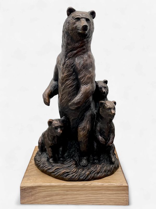 Close To Momma - Bronze Statue 19"