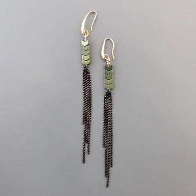 Green Hematite &amp; Chain Fringe Shoulder Duster Earrings