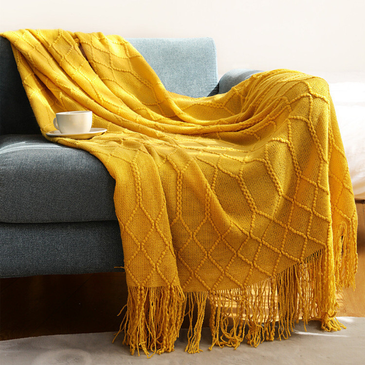 New Knitted Blanket Sofa Blanket Office Air Conditioning Room Blanket Nordic Blanket Shawl Winter Office Nap Blanket, Color: Yellow, Dimensions: 130*200 +15*2cm must be 710g