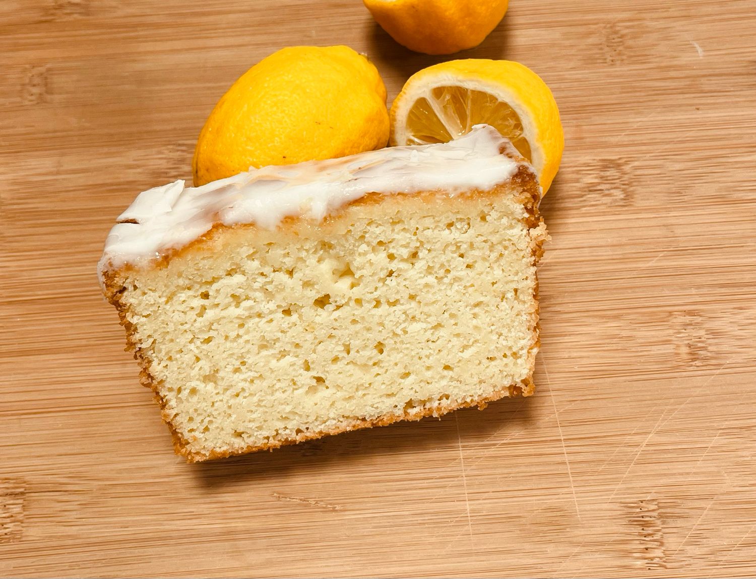 Lemon 🍋 Cake Slice with Glaze