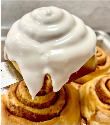 Cinnamon Rolls - Baked (6 Pack)