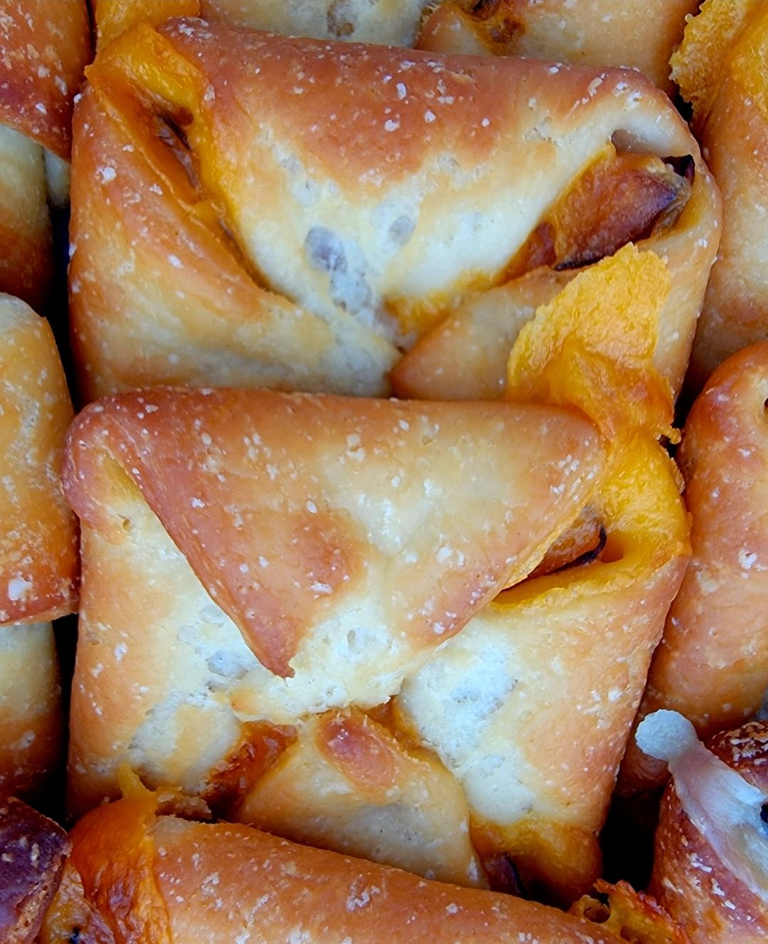 Ham &amp; Cheddar Croissants - 4 Pack