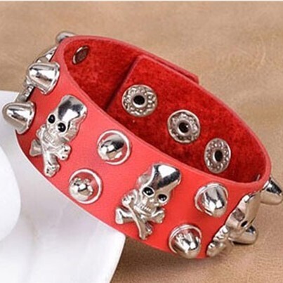 Skull/Rivet Combination Retro Bracelet