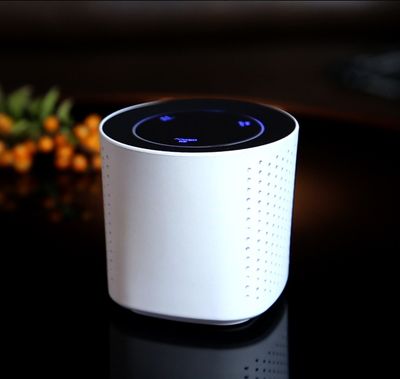 Vertical Two-Channel Wireless Portable Bluetooth Speaker