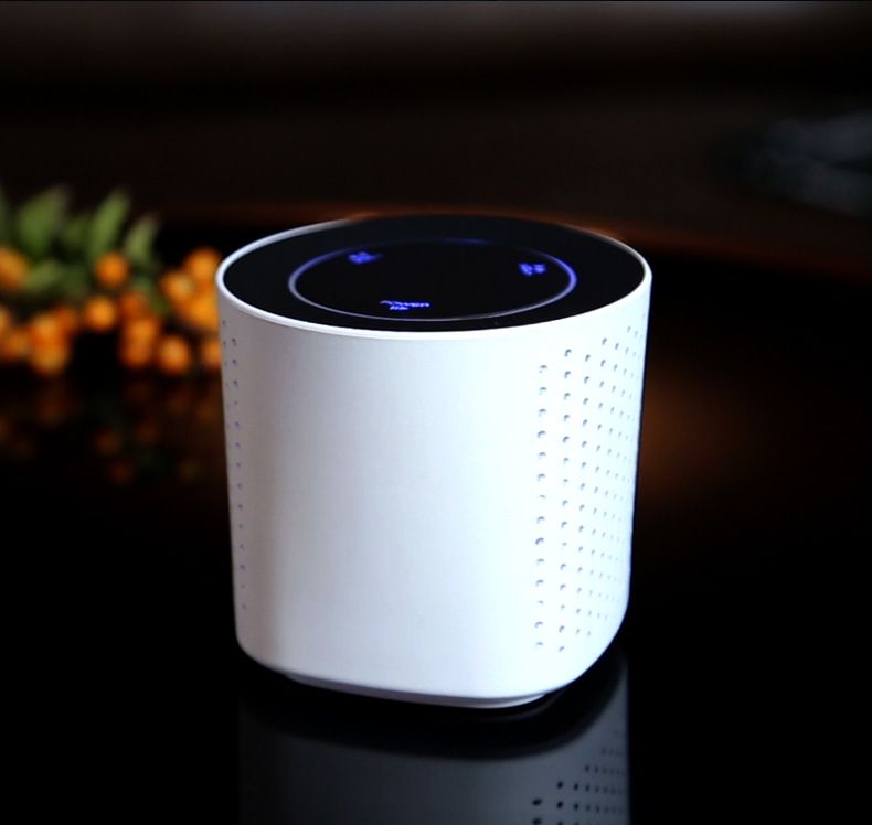 Vertical Two-Channel Wireless Portable Bluetooth Speaker