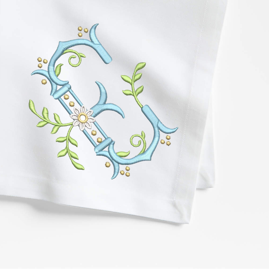 Regal Daisy Dinner Napkins